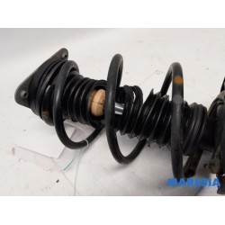 Renault - Clio - Front shock absorber rod, right