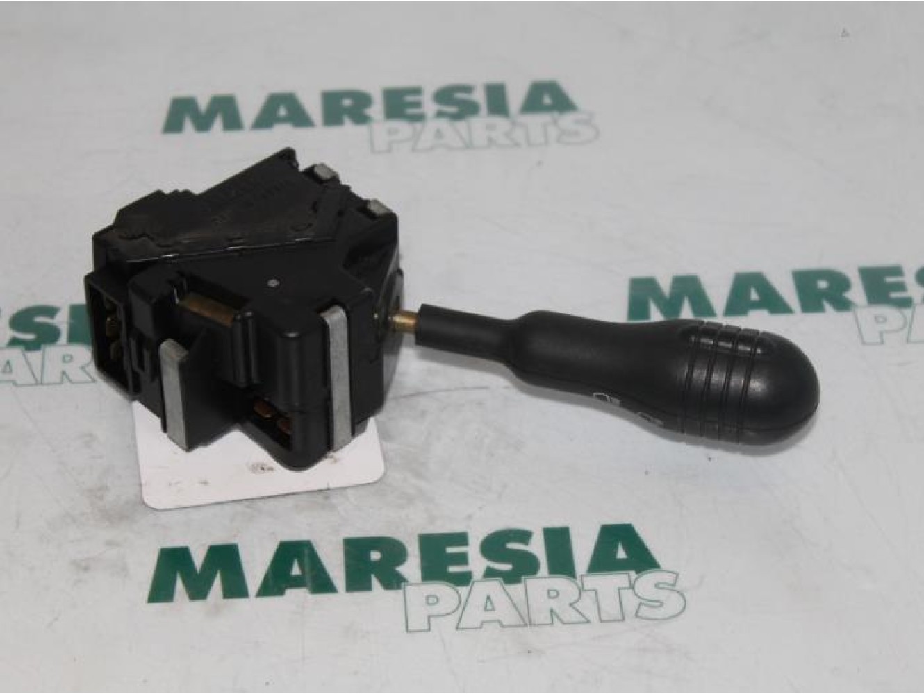 Renault - Twingo - Indicator switch