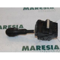 Renault - Twingo - Indicator switch