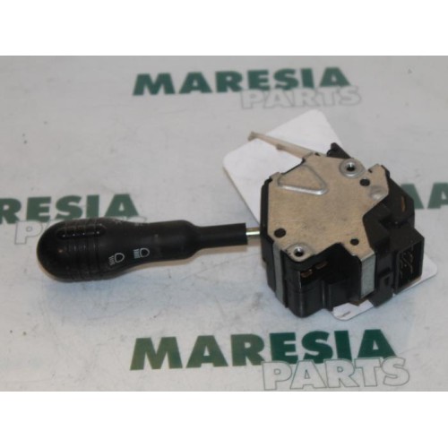 Renault - Twingo - Indicator switch