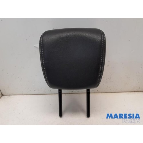 Renault - Grand Scenic - Headrest