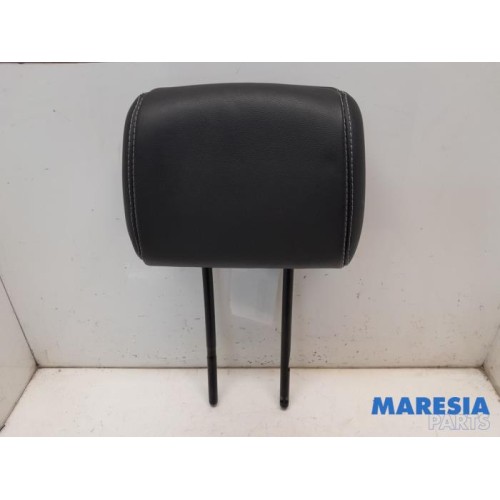 Renault - Grand Scenic - Headrest