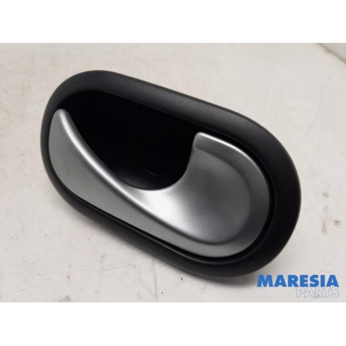 Renault - Grand Scenic - Front door handle 4-door, right