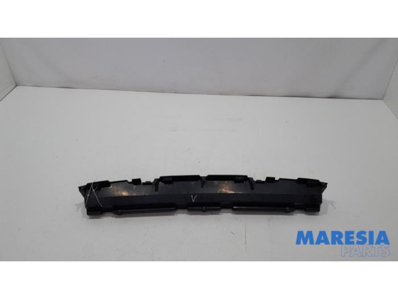 Peugeot - 5008 - Chassis bar, front