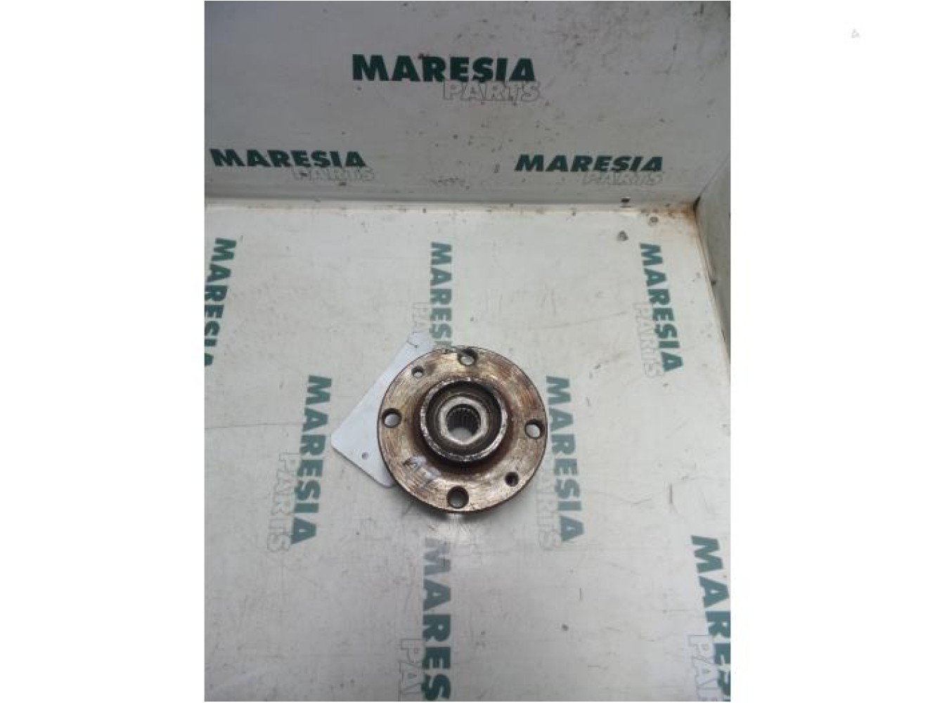 Lancia - Y(Psilon) - Knuckle, front left
