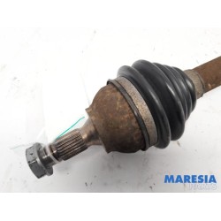 Peugeot - 5008 - Front drive shaft, left