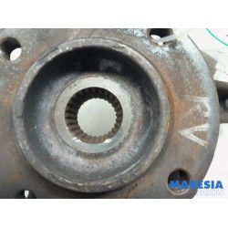 Peugeot - 5008 - Knuckle, front right