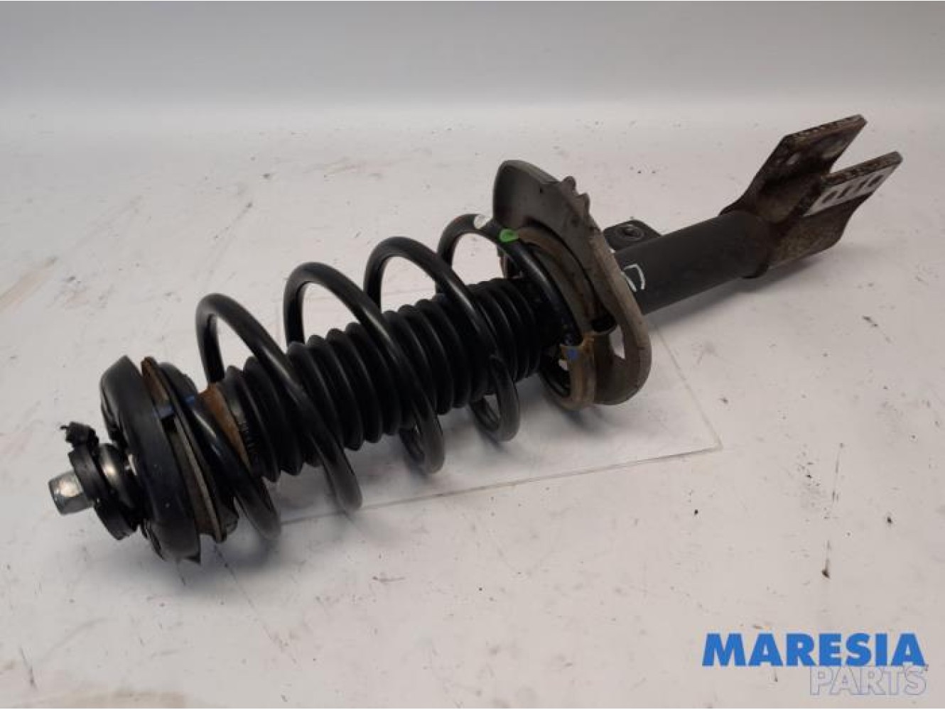 Peugeot - 5008 - Front shock absorber rod, left
