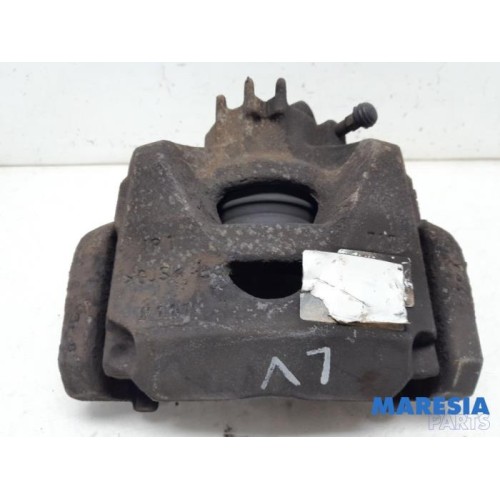 Peugeot - 5008 - Front brake calliper, left