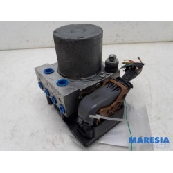 Peugeot - 5008 - ABS pump