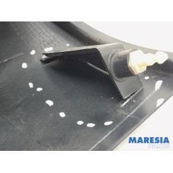 Renault - Kangoo - Rear right bodywork corner