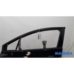 Renault - Clio - Door 4-door, front left