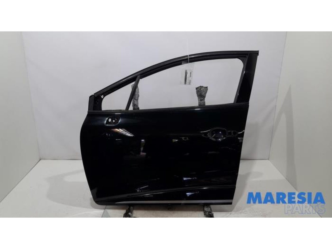 Renault - Clio - Door 4-door, front left