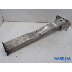Peugeot - 5008 - Front part support