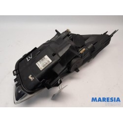 Renault - Clio - Headlight, left