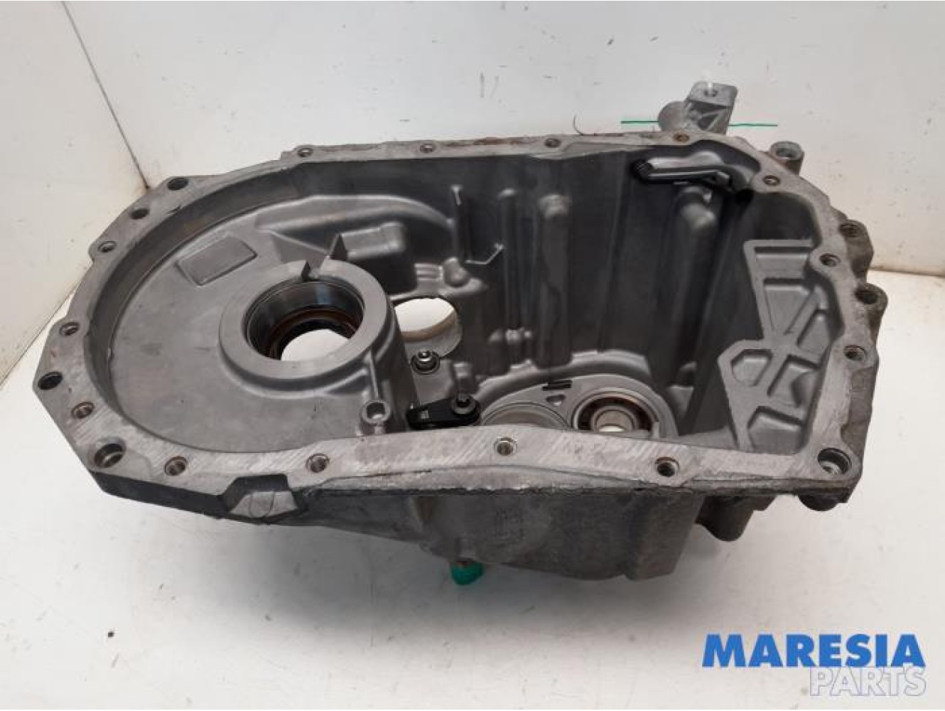 Renault - Captur - Gearbox casing