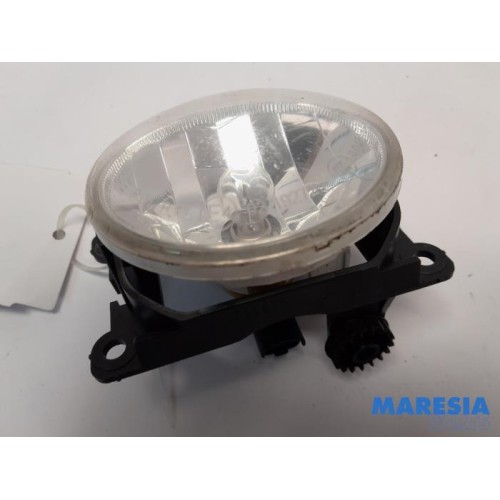 Peugeot - 5008 - Fog light, front left