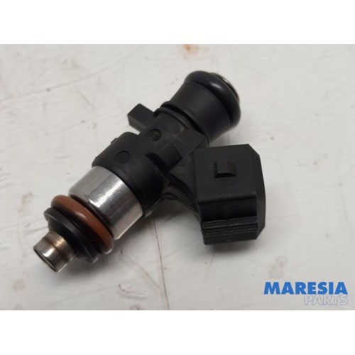 Renault - Twingo - Injector (petrol injection)