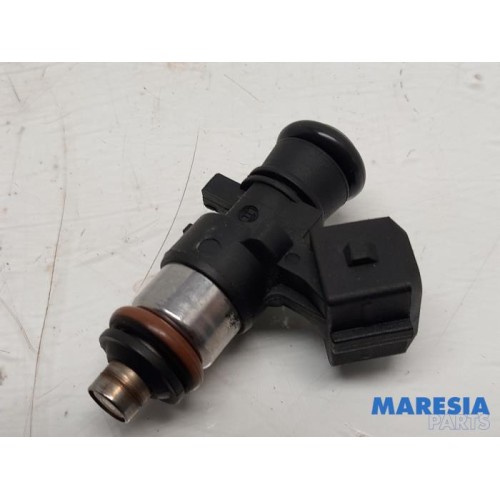 Renault - Twingo - Injector (petrol injection)