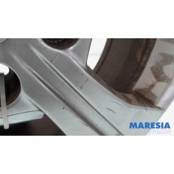 Renault - Megane - Wheel