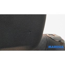 Renault - Clio - Rear bench seat