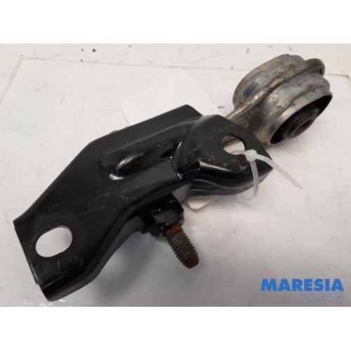 Renault - ZOE - Engine mount