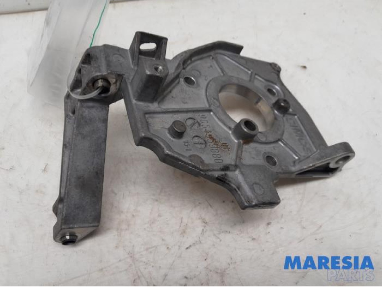 Peugeot - Partner - Diesel pump bracket