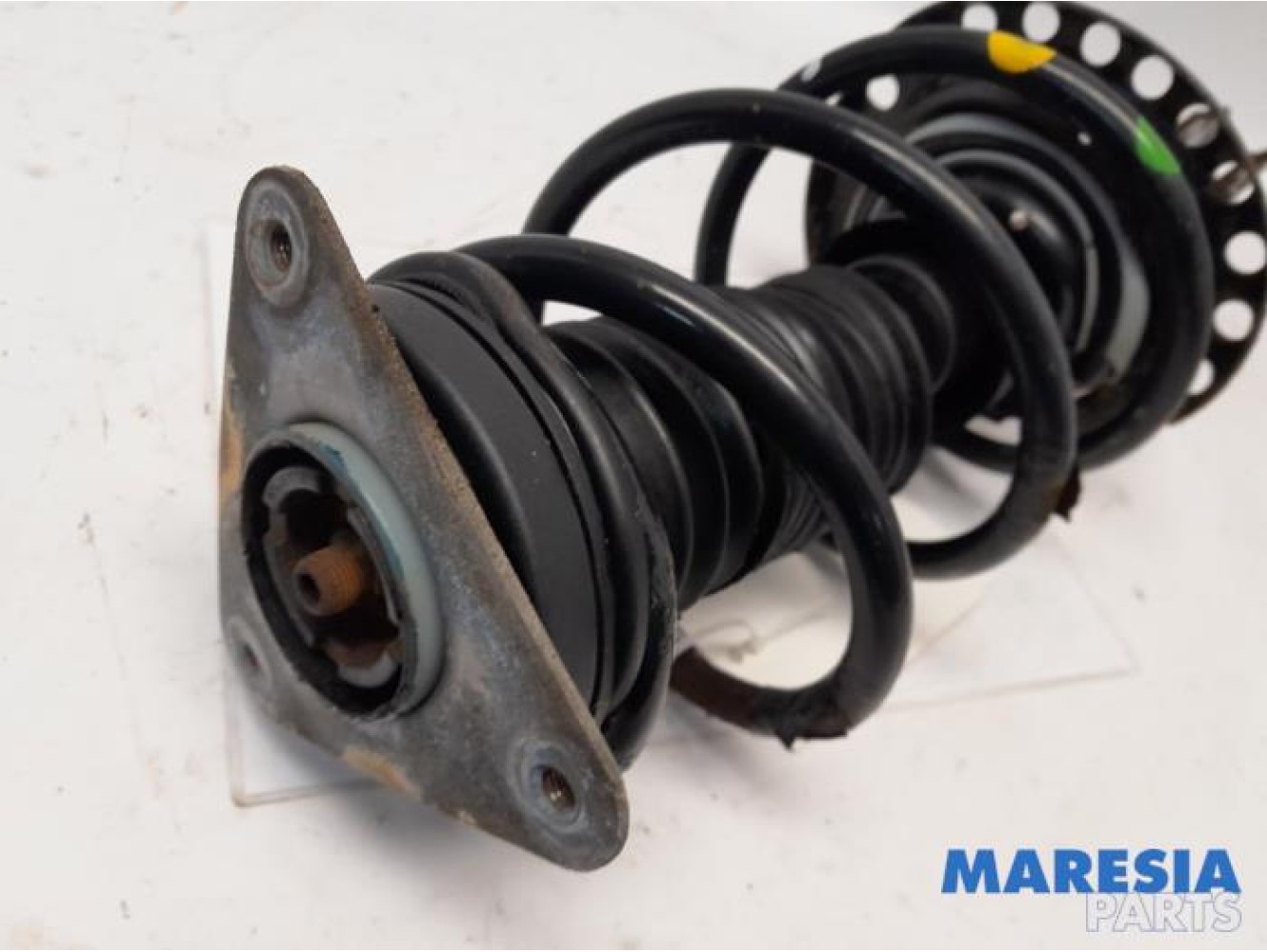 Renault - ZOE - Front shock absorber rod, right