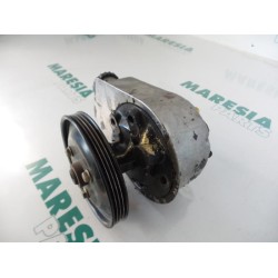 Renault - Megane - Power steering pump