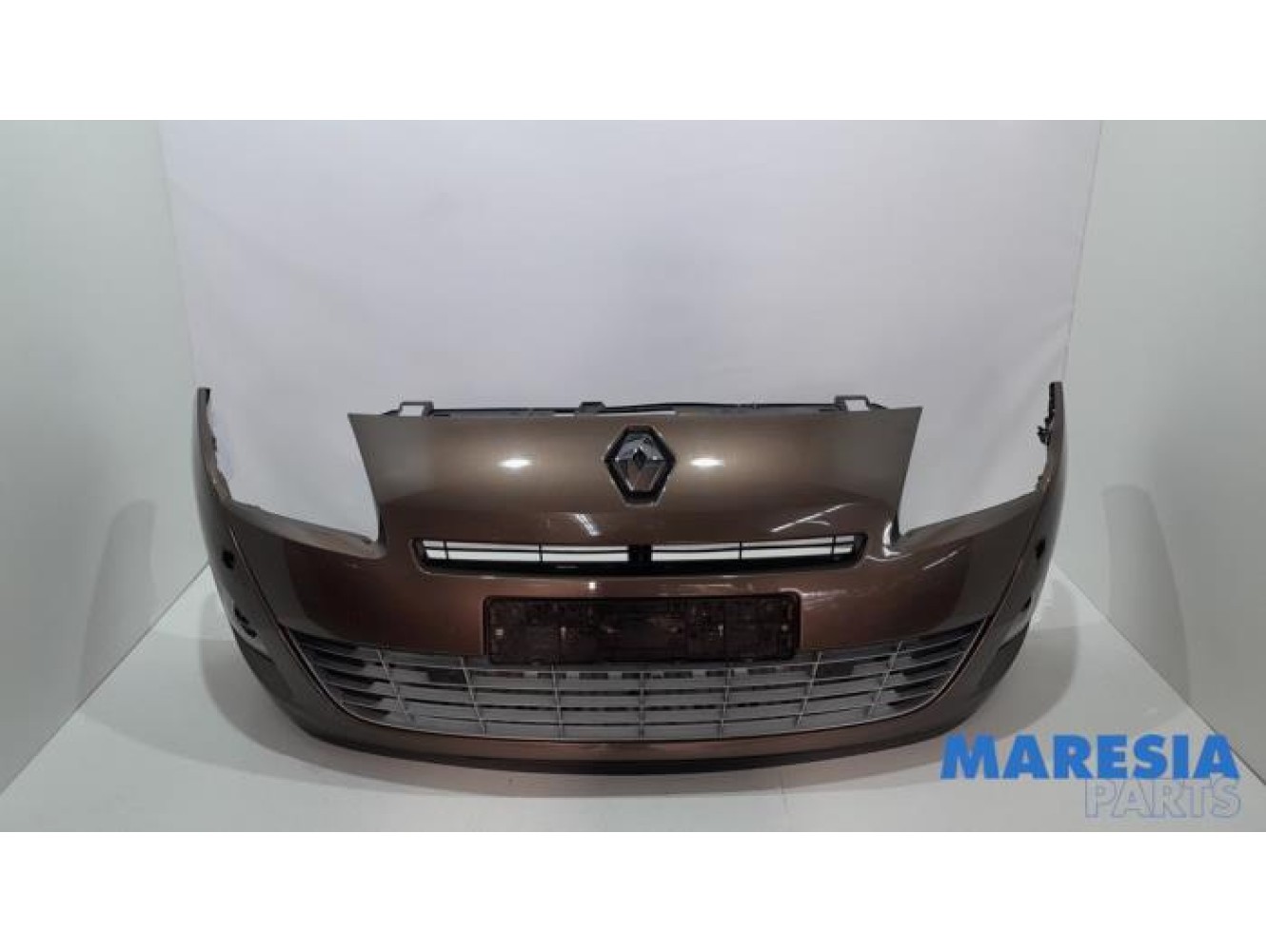 Renault - Grand Scenic - Pare-chocs avant