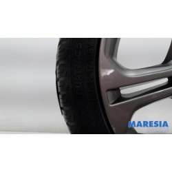 Renault - Clio - Sportvelgenset + winterbanden