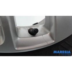 Renault - Clio - Sportvelgenset + banden