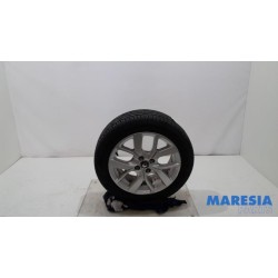 Renault - Clio - Sportvelgenset + banden