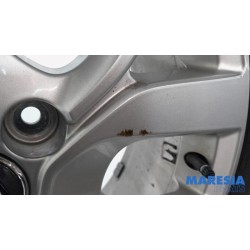 Renault - Clio - Sportvelgenset + banden