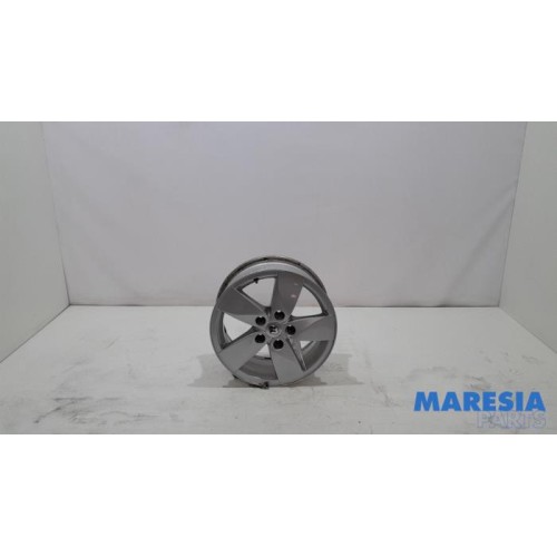 Renault - Grand Scenic - Wheel