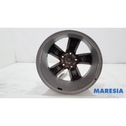 Renault - Grand Scenic - Wheel