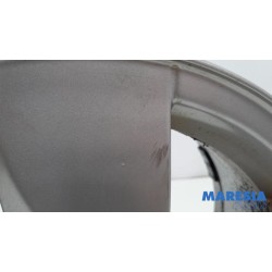 Renault - Grand Scenic - Wheel