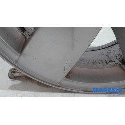 Renault - Grand Scenic - Wheel
