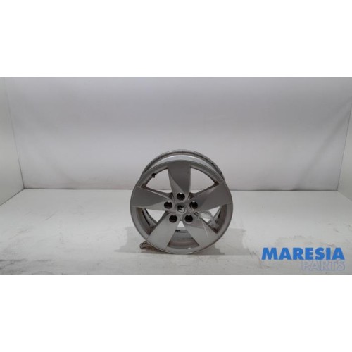 Renault - Grand Scenic - Wheel