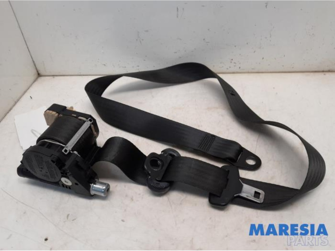 Fiat - Panda - Front seatbelt, left