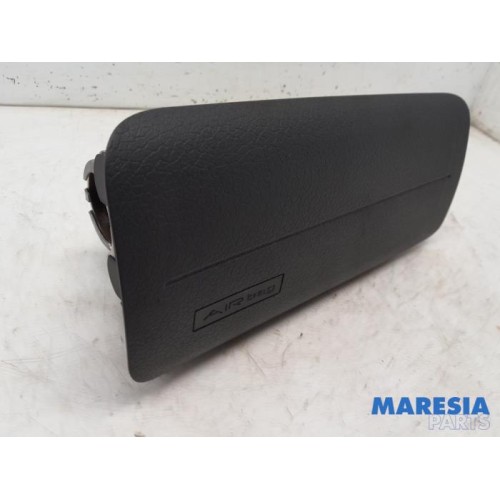 Fiat - Panda - Right airbag (dashboard)