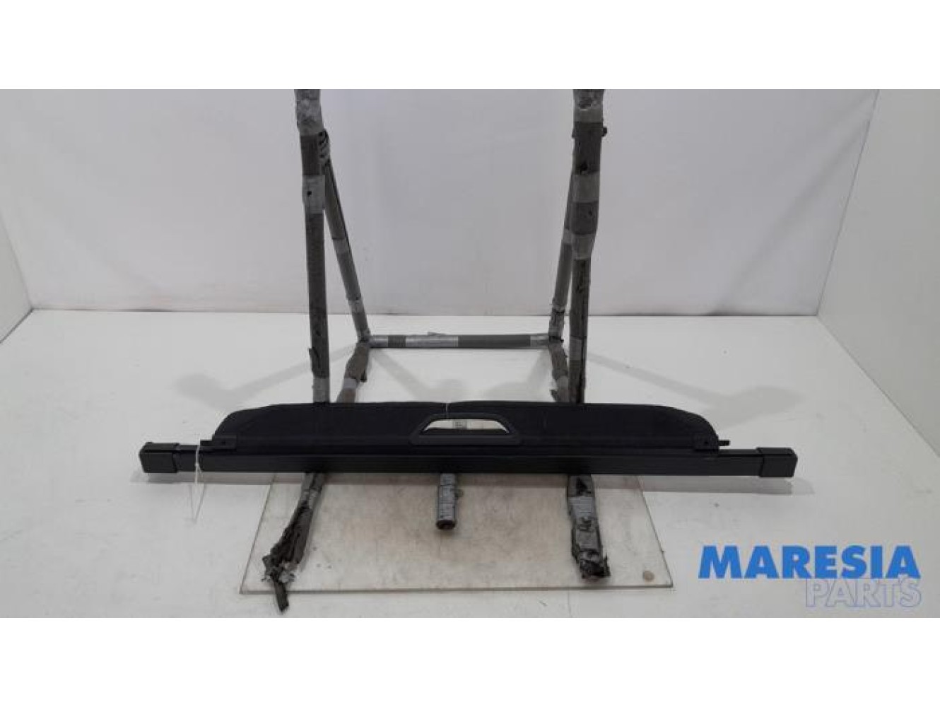 Renault - Grand Scenic - Luggage compartment cover