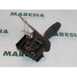 Renault - Clio - Indicator switch