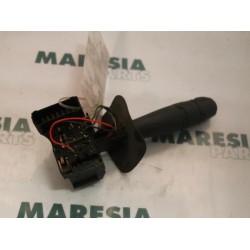 Renault - Clio - Indicator switch