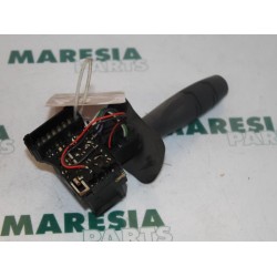 Renault - Clio - Indicator switch