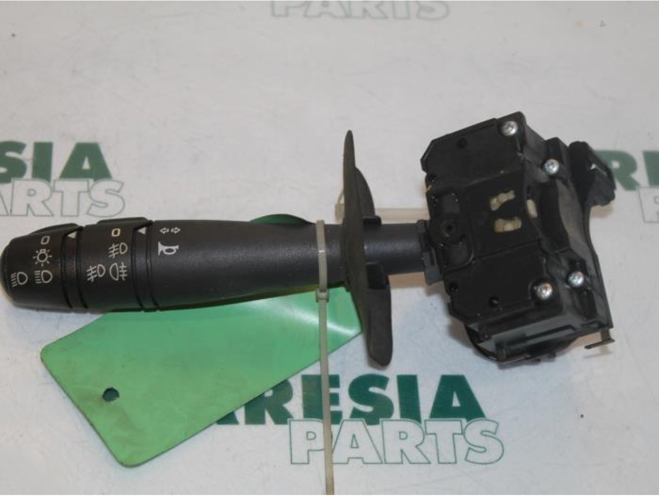 Renault - Clio - Indicator switch