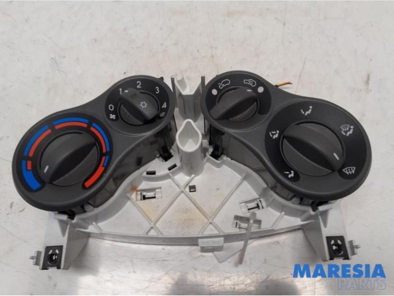 Fiat - Panda - Heater control panel
