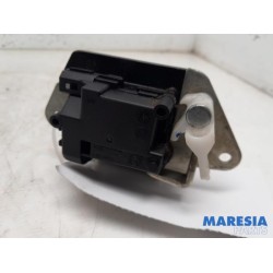 Fiat - Panda - Tailgate lock mechanism