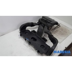 Renault - ZOE - Heater housing