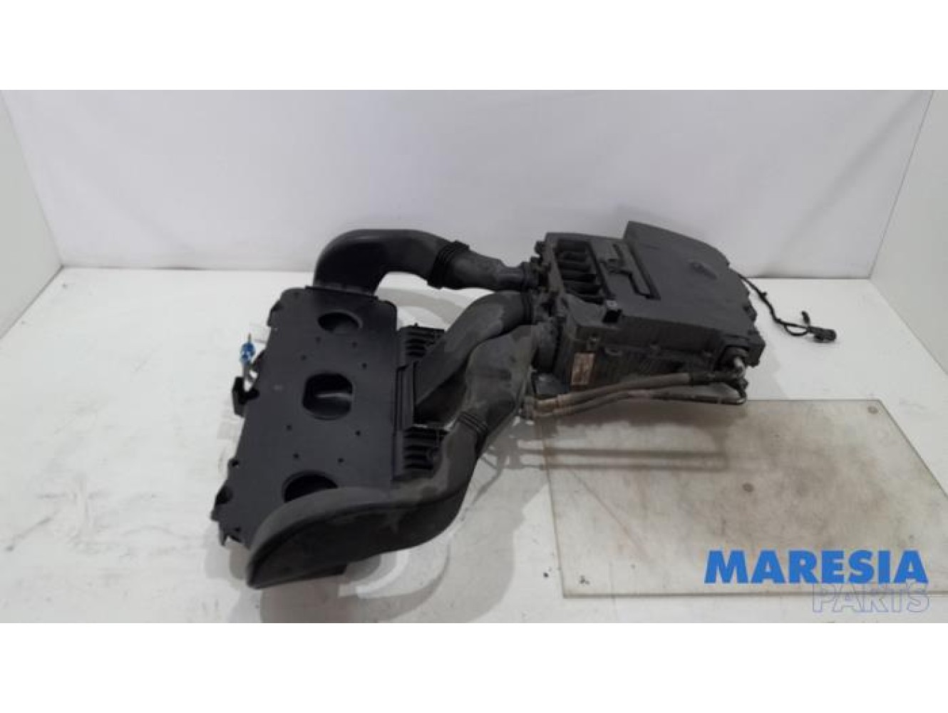Renault - ZOE - Heater housing